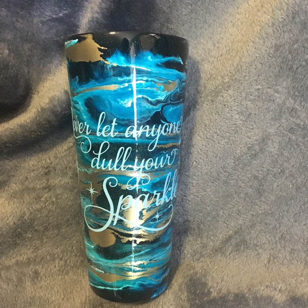 Customized tumblers